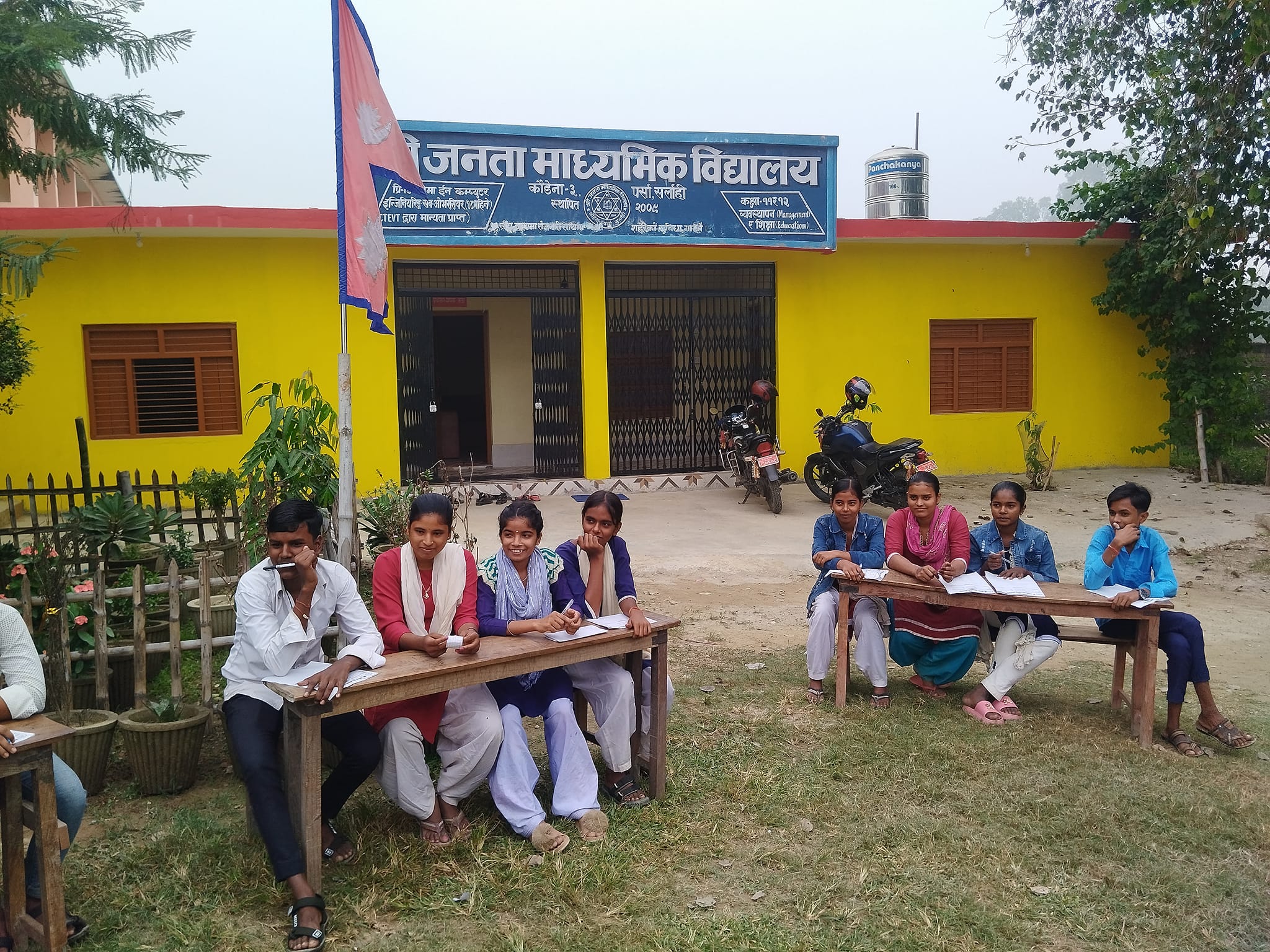 हाजरी जबाफ र बक्तितव् कला प्रतियोगिता